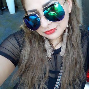 Meet your Posher, Fernanda